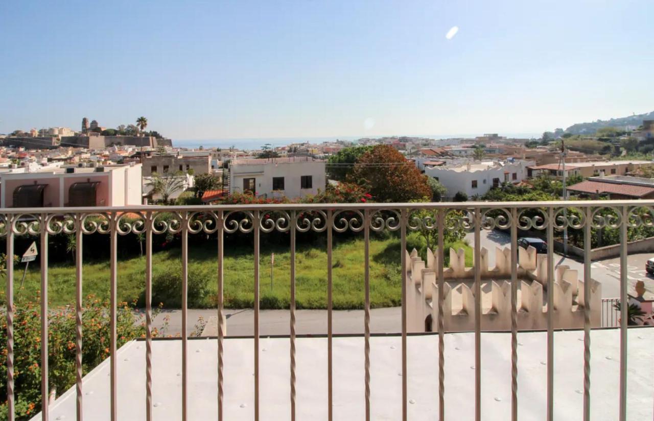 Casa Vacanza Artemis Lipari  Exterior foto